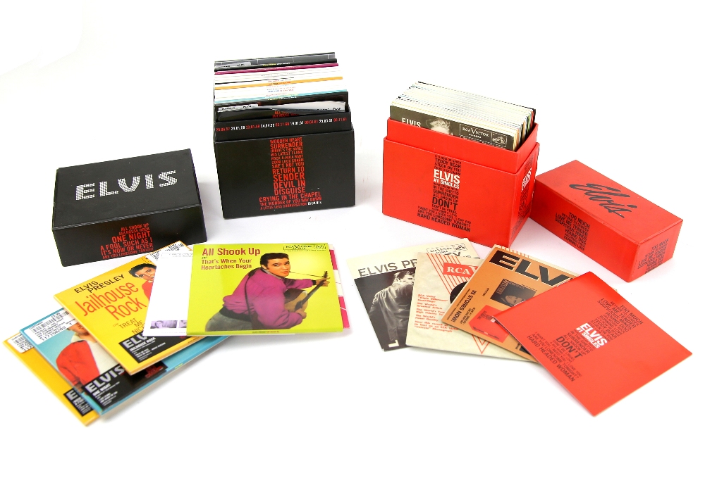 Elvis - Limited Edition UK Singles Box Set containing 18 UK No 1 CD singles, Number 08525 & - Image 3 of 3