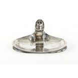 Kayserzinn Hugo Leven design pewter ink stand, the cover in the form of a woman's head with her hand