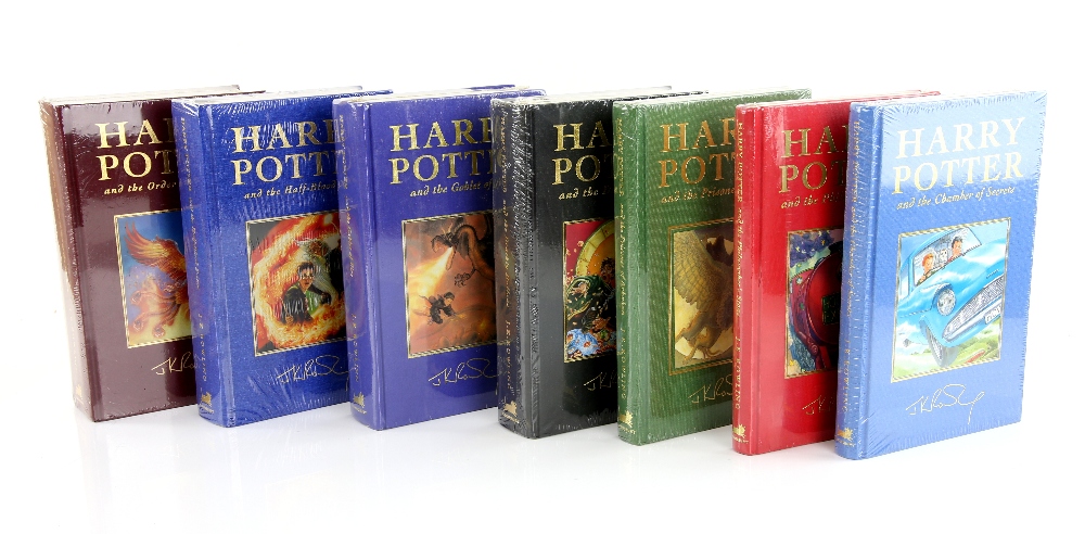 J.K. Rowling, A Full Set of the Deluxe Edition Harry Potter Novels, 7 vol., first deluxe editions, - Image 2 of 4