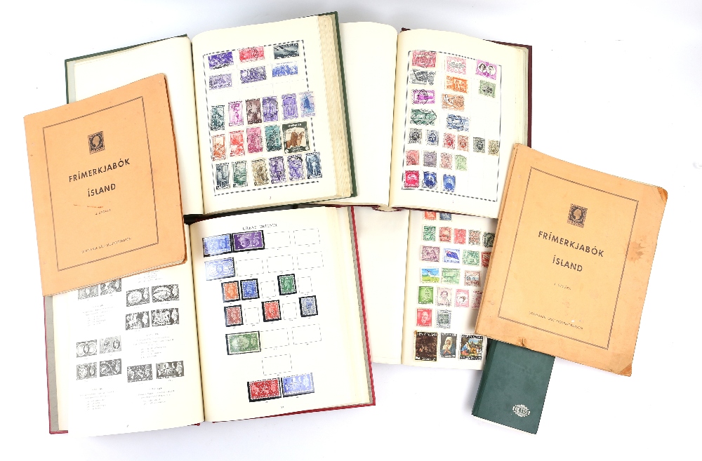 Stamp Collection in Albums with British Commonwealth, George VI and Queen Elizabeth part Mint