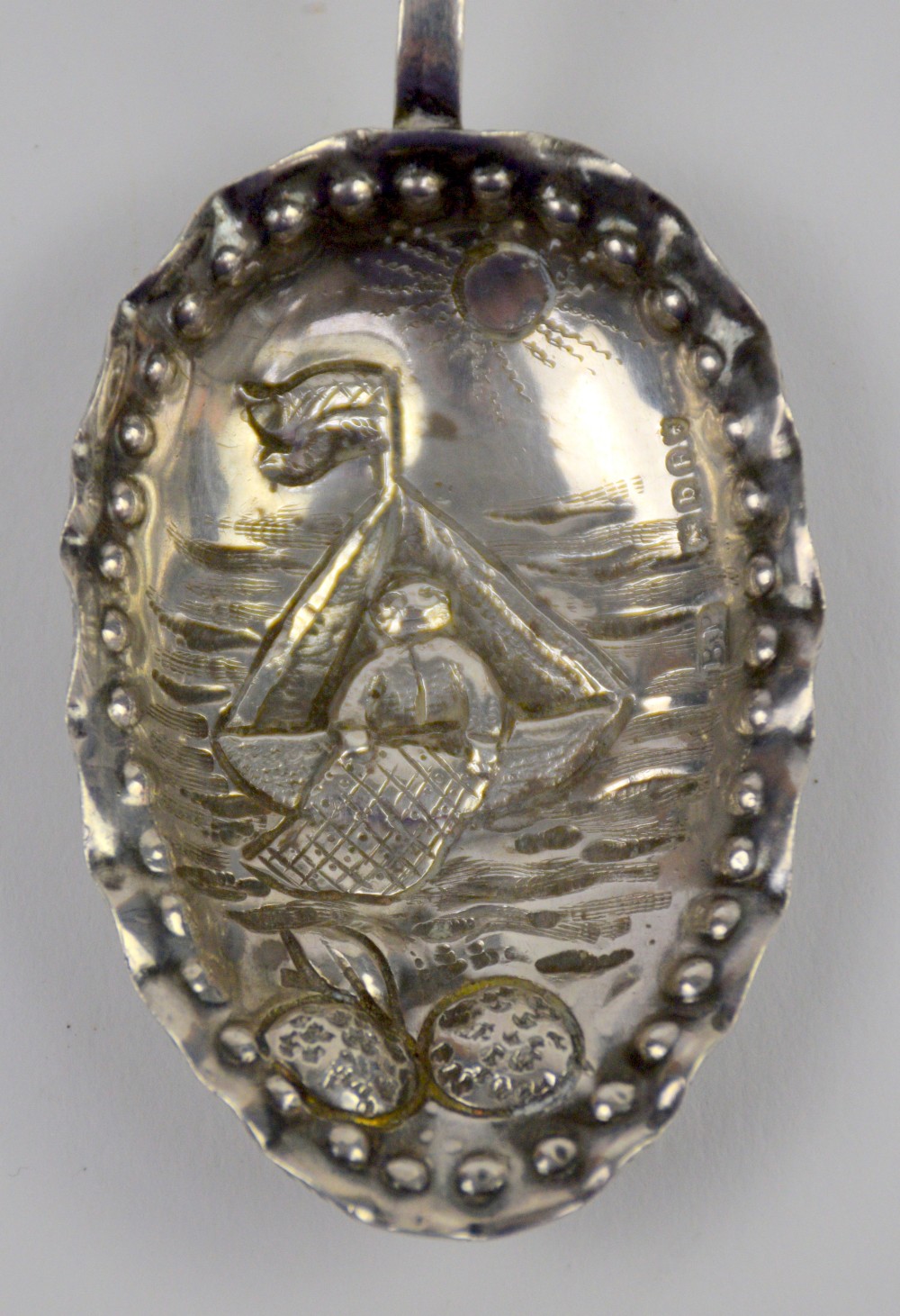 Continental silver caddy spoon with a scene of a fishing boat, import marks for London, 1897, - Image 2 of 4