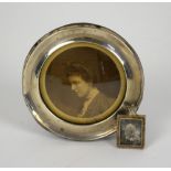 Edward VII silver oval photograph frame, Birmingham, 1903, silver postage stamp size frame with
