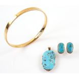 Turquoise pendant and matching earrings, mounted in 9ct, together with silver drop earrings,