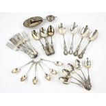 Selection of American sterling silver flatware including a monogrammed set of six each of side