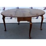 19th century oval mahogany gateleg dining table supported on cabriole legs with pad feet, 146cm x
