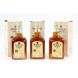 Three bottles of House of Lords Deluxe Blended Scotch Whisky, boxed (3).