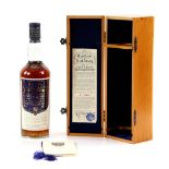 Royal Lochnagar Single Highland Malt Scotch Whiskey, boxed.
