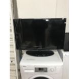 SAMSUNG 32" TV ON STAND NO REMOTE