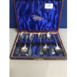 SILVER HALLMARKED RIMMED STRAWBERRY ETCHED SPOONS (7)