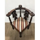 FINE CRAVED CORNER CHAIR WITH MASK BACK