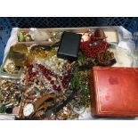 TRAY OF ASSORTED COSTUME JEWELLERY