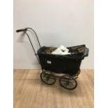 VINTAGE DOLLS PRAM