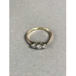 18ct 3 STONE DIAMOND RING (.