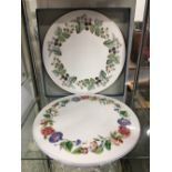 2 BOXED ROYAL WORCESTER PLATTERS