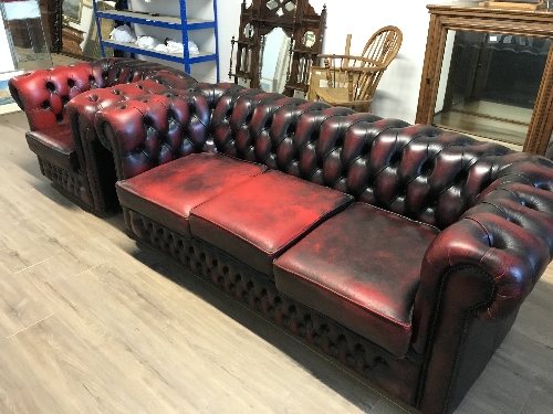 MODERN RED LEATHER CHESTERFIELD 3 SEATER SOFA AND CHAIR BY HOUSE OF CHESTERFIELD