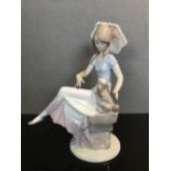 LLADRO 7612 PICTURE PERFECT IN ORIGINAL BOX