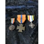 DUTCH WWII MEDALS x3