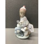 LLADRO FIGURINE 6020 FRIDAYS CHILD