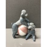 LLADRO LADY OF MONACO IN ORIGINAL BOX DAMAGED