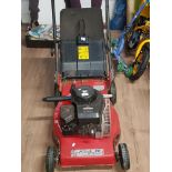 BRIGGS AND STRATTON PETROL LAWNMOWER