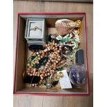 A BOX OF ASSORTED COSTUME JEWELLERY AND A LADIES WRISTWATCH