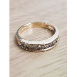 9CT GOLD HALF ETERNITY RING WITH 11 DIAMONDS