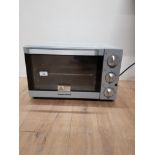 MORPHY RICHARDS ROTISSERIE MINI OVEN