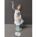 LLADRO FIGURE 6580 GARDEN DANCE DAMAGED NO BOX