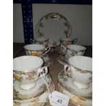 19 ASSORTED PIECES OF PARAGON CHINA WARE
