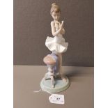 LLADRO FIGURE 7641 FOR A PERFECT PERFORMANCE NO BOX