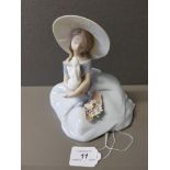 LLADRO FIGURE 6741 BUNNY KISSES NO BOX