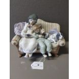 LLADRO FIGURE 5735 BIG SISTER NO BOX