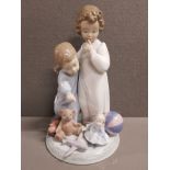 LLADRO FIGURE 6674 THANK YOU SANTA