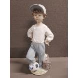 LLADRO FIGURE FROM THE ROTARY INTERNATIONAL COLLECTION STARTING FORWARD