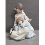 LLADRO FIGURE 1534 LITTLE SISTER