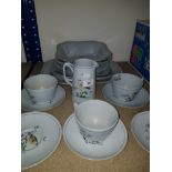 A SUBSTANTIAL AMOUNT OF SPODE QUEENS BIRD WARE