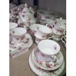 ROYAL ALBERT LAVENDER ROSE PATTERNED 68 PIECE TEA SET