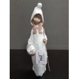 LLADRO FIGURE 4678 SHEPHERD GIRL