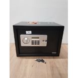 HEAVY METAL SAFE WITH KEYS