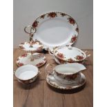 ROYAL ALBERT OLD COUNTRY ROSES 63 PIECE DINNER SET