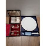 2 PIECE ROYAL WORCESTER CAKE PLATE SET PLUS 2 CASES OF CUTLERY KNIVES AND SPOONS