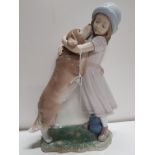 LLADRO FIGURE 6903 A WARM WELCOME