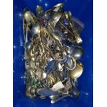 A BOX CONTAINING SILVER PLATED CUTLERY ETC