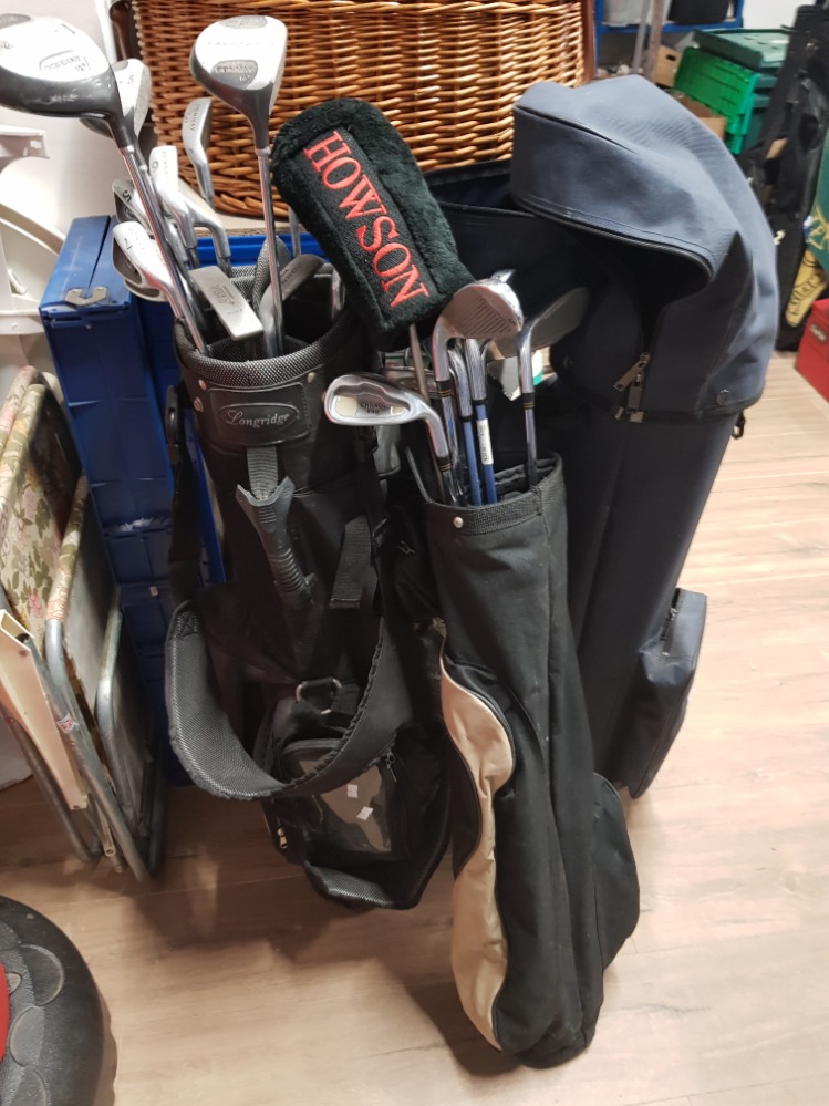 3 GOLf BAGS 2 CONTAINING CLUBS