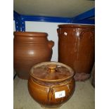 2 ASSORTED POTS AND A LIDDED BOWL