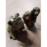 2 STONE GARDEN ORNAMENTS BULLDOG AND PAIR OF SPANIELS