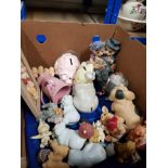 A BOX OF ASSORTED WARE INC PIG MONEY JAR AND OTHER ANIMAL FIGURES