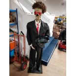 6FT ELECTRONIC TALKING SKELETON WAITER NOISE SENSOR ACTIVATION