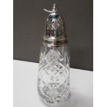 HALLMARKED BIRMINGHAM SILVER TOPPED SUGAR SIFTER WITH CRYSTAL CUT BASE