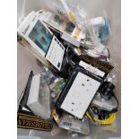BOX OF ELECTRICAL EQUIPMENT BELKIN USB KIT HDMI CABLES ETC